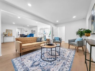 1802 Fairfax Ln