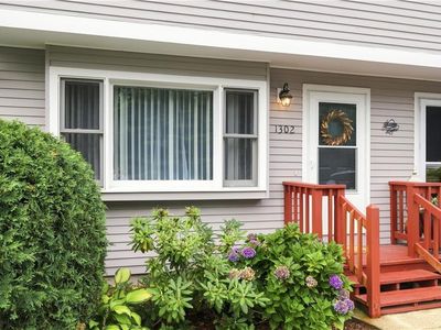 154 Bear Hill Rd APT 1302