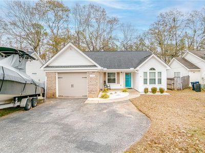 735 Copperfield Dr E