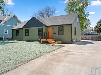 323 Linden Ave