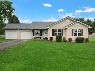 1561 Harry King Rd