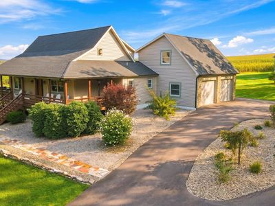 607 Pin Oak Cir