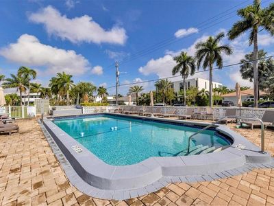 600 LAYNE Boulevard #211