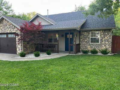 308 S Main St