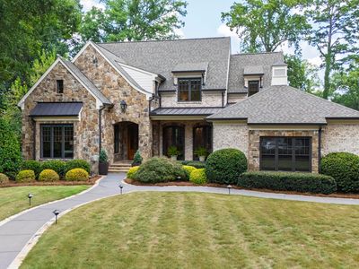 906 Lake Boone Trl