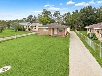 3823 General Meyer Ave