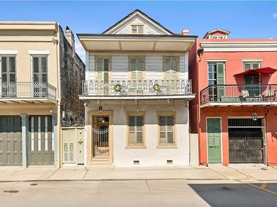 1227 Royal St APT 4