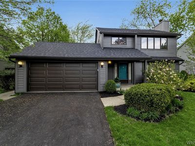 62 Rue Madeleine St