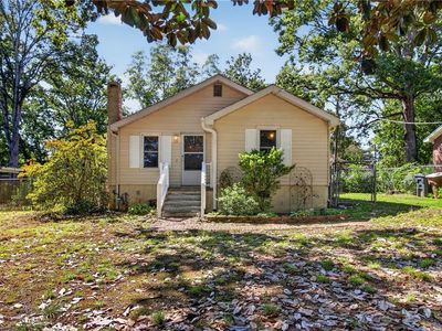 2907 Marthas Pl