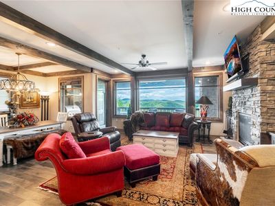 286 Summit View Parkway UNIT S811