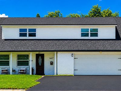 8407 Quartz Pl