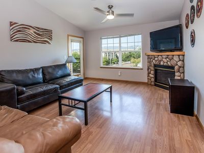 2226 W Elizabeth St #D-301