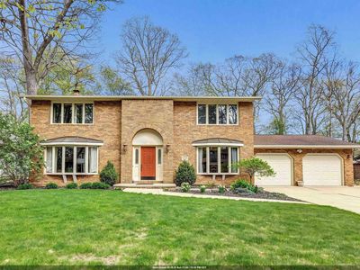 419 E Le Capitaine Cir