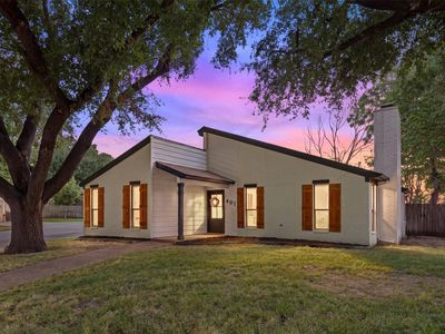 Property at 401 Lindenwood Ln W, Hewitt, TX