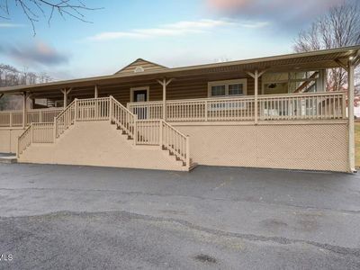 4606 Island Rd