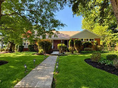 72 Foster Rd