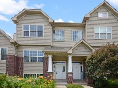 2429 River Oaks Ln Unit 2
