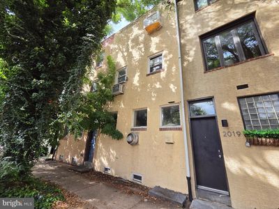 2021 Lombard St