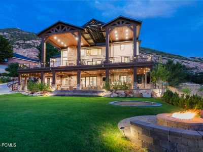 2373 E Bear Hills Cir
