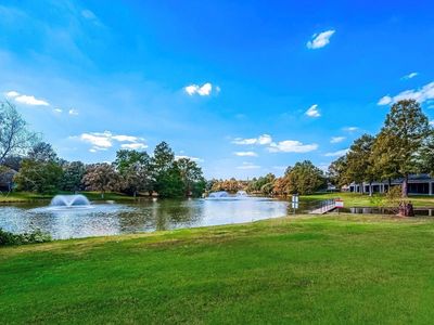 4144 Greystone Way APT 607