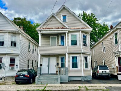 807 Craig Street