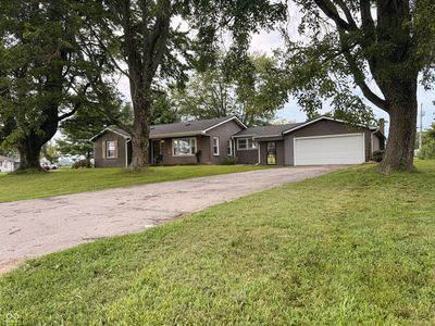 Property at 714 Deaver Rd, Columbus, IN