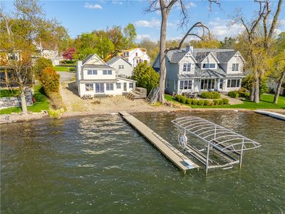 4558 Lake Dr