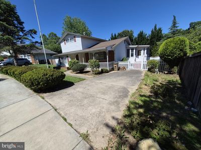 409 Hull Pl