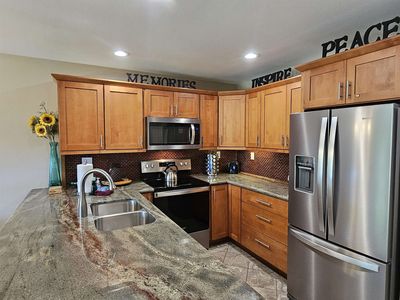 2777 S Kihei Rd APT F102