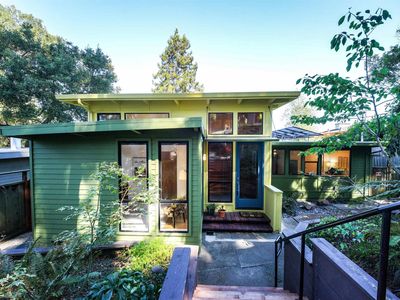 605 Vistamont Ave