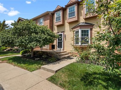 2717 N Kings Arms Cir