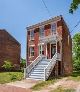 247 Grove Ave