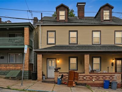 3818 Acorn St