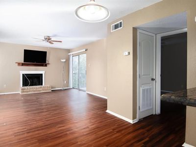 18511 Egret Bay Blvd APT 606