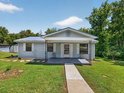 100 Hunter Ave