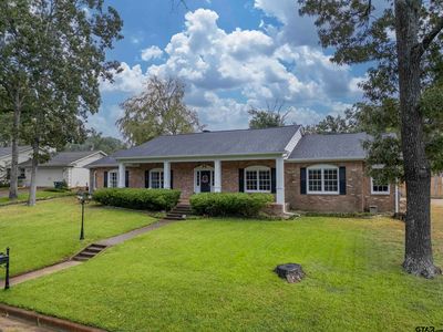 1401 Sequoia Dr