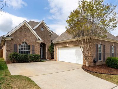 Property at 1056 Castlemaine Trl, Birmingham, AL