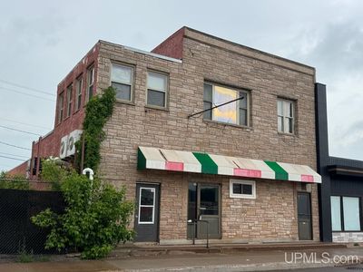 113 N 2nd St