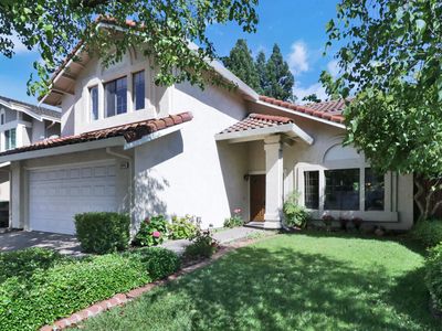 3014 Calle De La Mesa