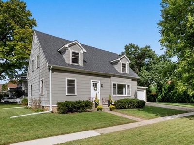 Property at 202 N 5th St, Geneva, IL