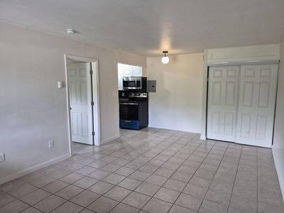 15 Arizona Ter APT 1