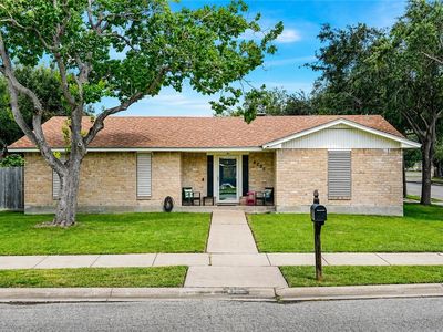 6205 Londonderry Dr