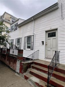 32 Almy St