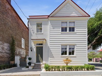 55 Elizabeth St