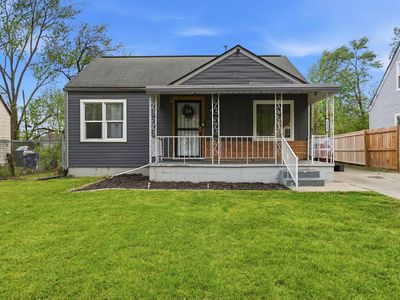 1927 Jermain Dr