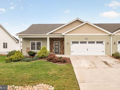805 Coltsfoot Ln