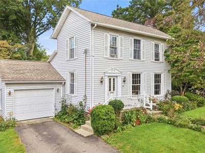 36 Chambers Ave