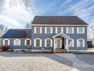 702 Radcliffe Rd
