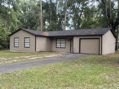 2404 NE 32nd Pl