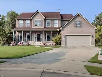 Property at 1718 Pine Ct, Avon, OH